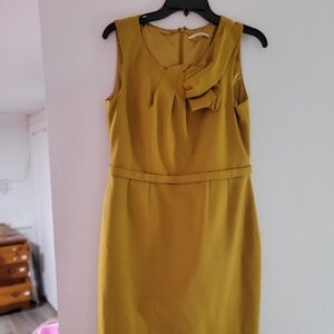 Tahari Yellow Sleeveless Midi Dress